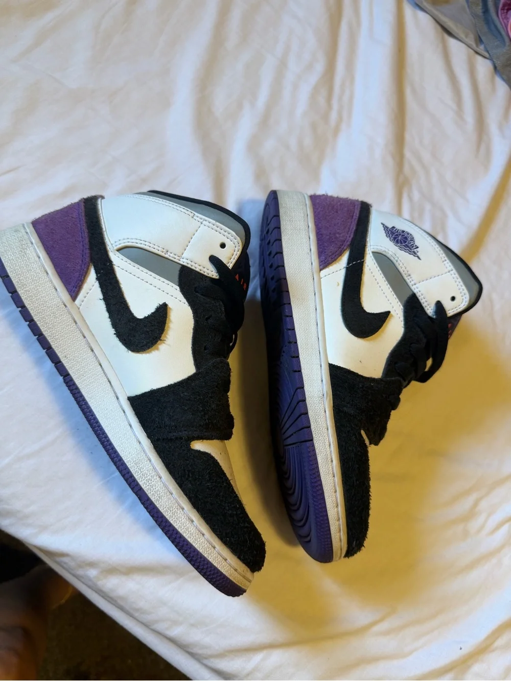 Nike Kids White, Black & Purple High-Top Sneakers - Youth